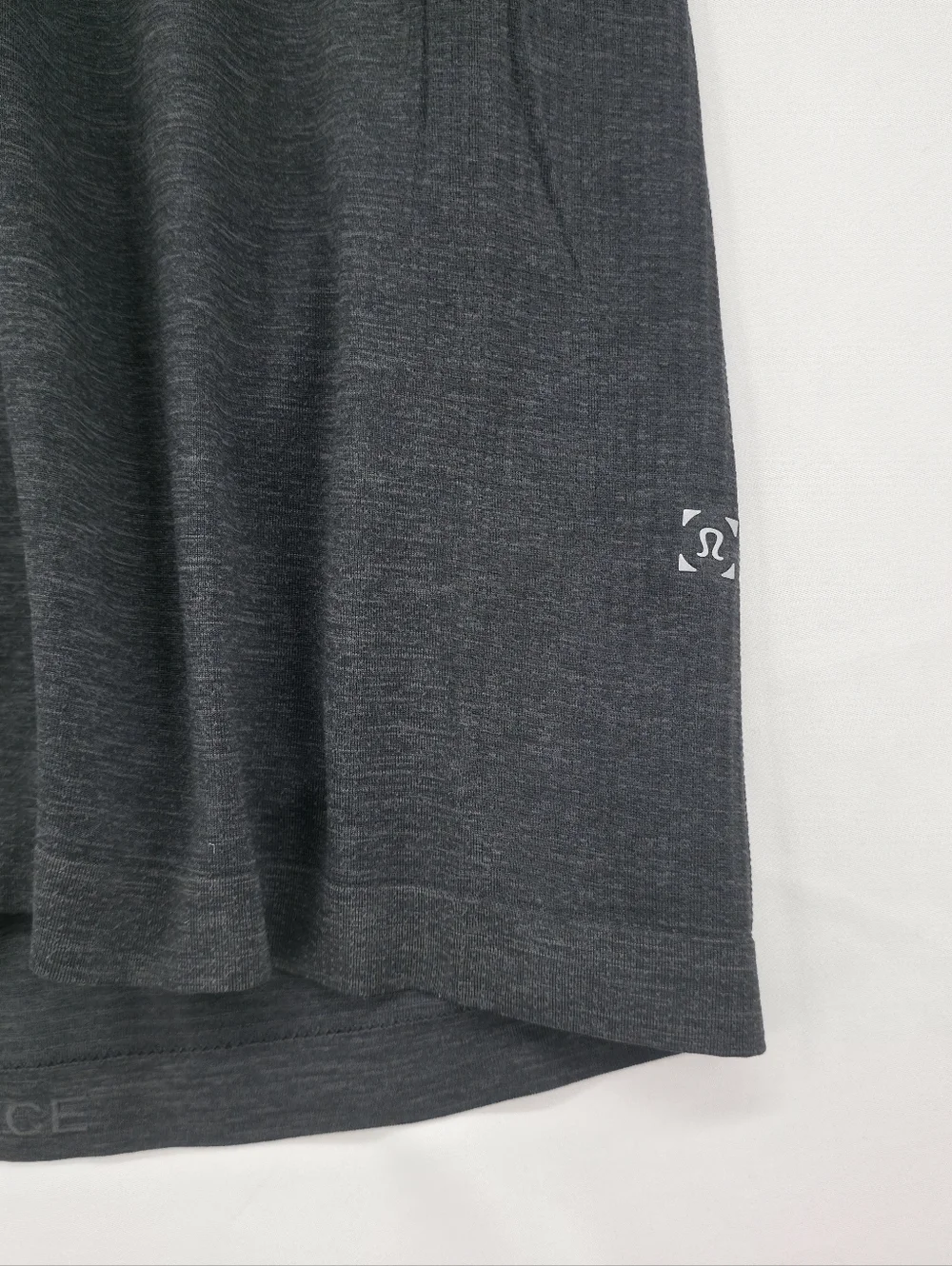 Lululemon Mens Polo Shirt XL Black Stretch Performance Golf Athletic Casual - Picture 4 of 10